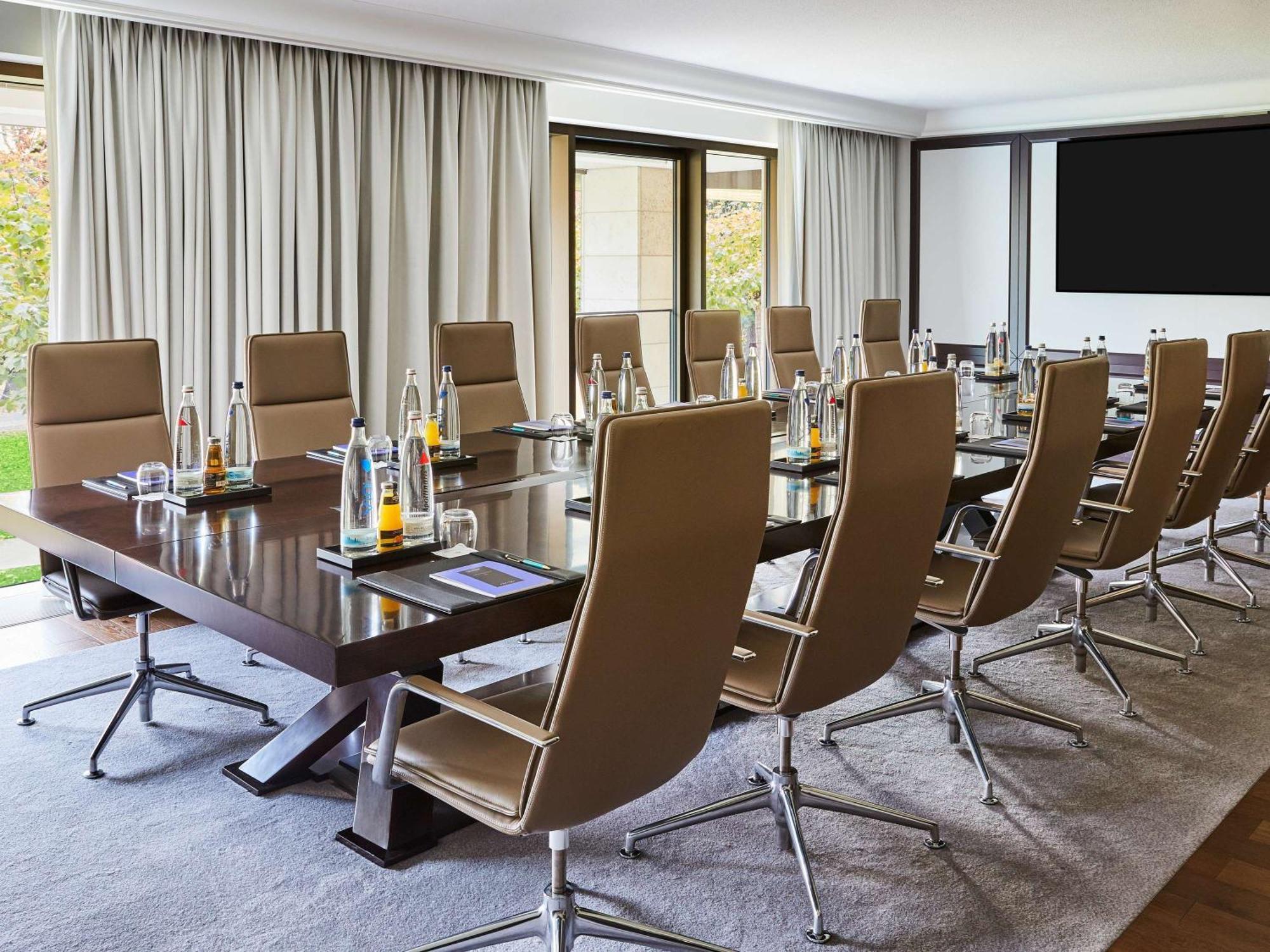 Отель Sofitel Frankfurt Opera Франкфурт-на-Майне Экстерьер фото Meeting room